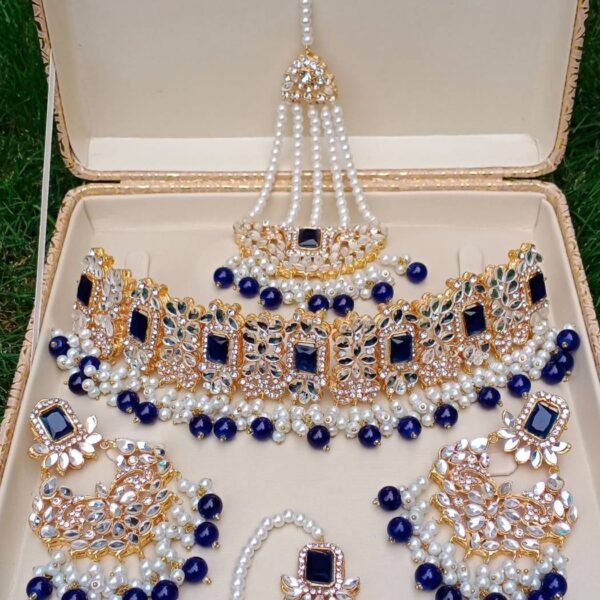 Choker set 5