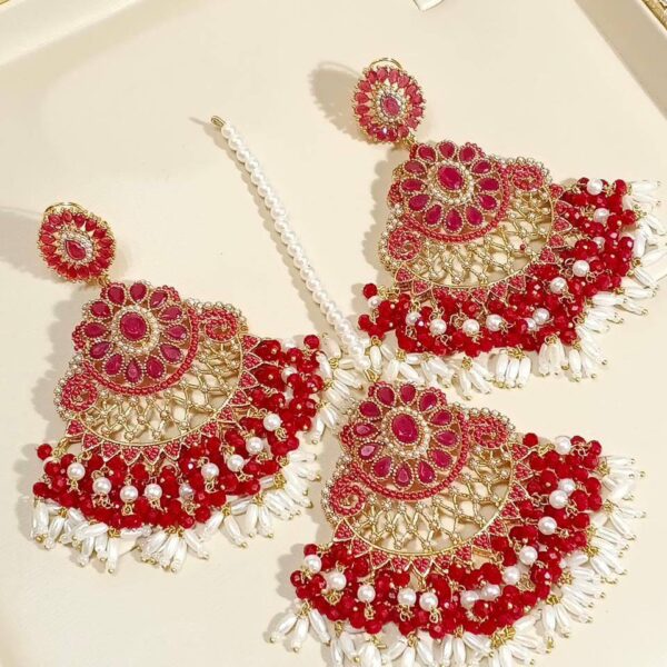 Earring & tikka